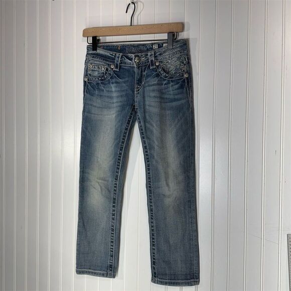 Miss Me Signature Cropped Jeans 25 Light Wash Bling Pocket JE8131C Inseam 23 - Picture 1 of 8